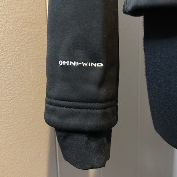 Columbia Women’s Medium Outdoor Hooded Jacket Zip-Up Omni-Wind Block - Picture 5 of 8